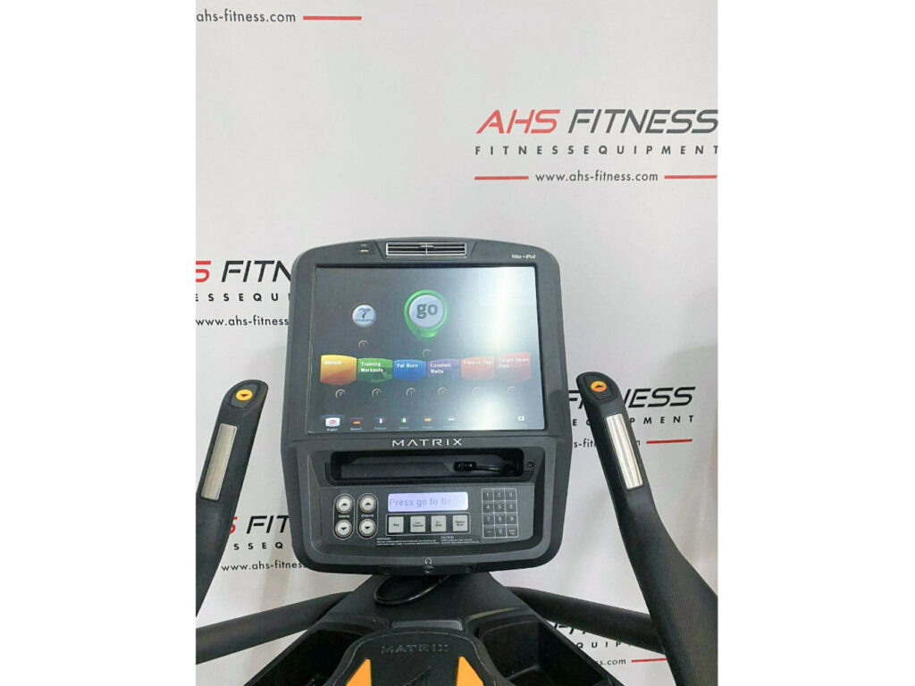 Matrix-Crosstrainer-Touchscreen-Bildschirm-LED-3-2