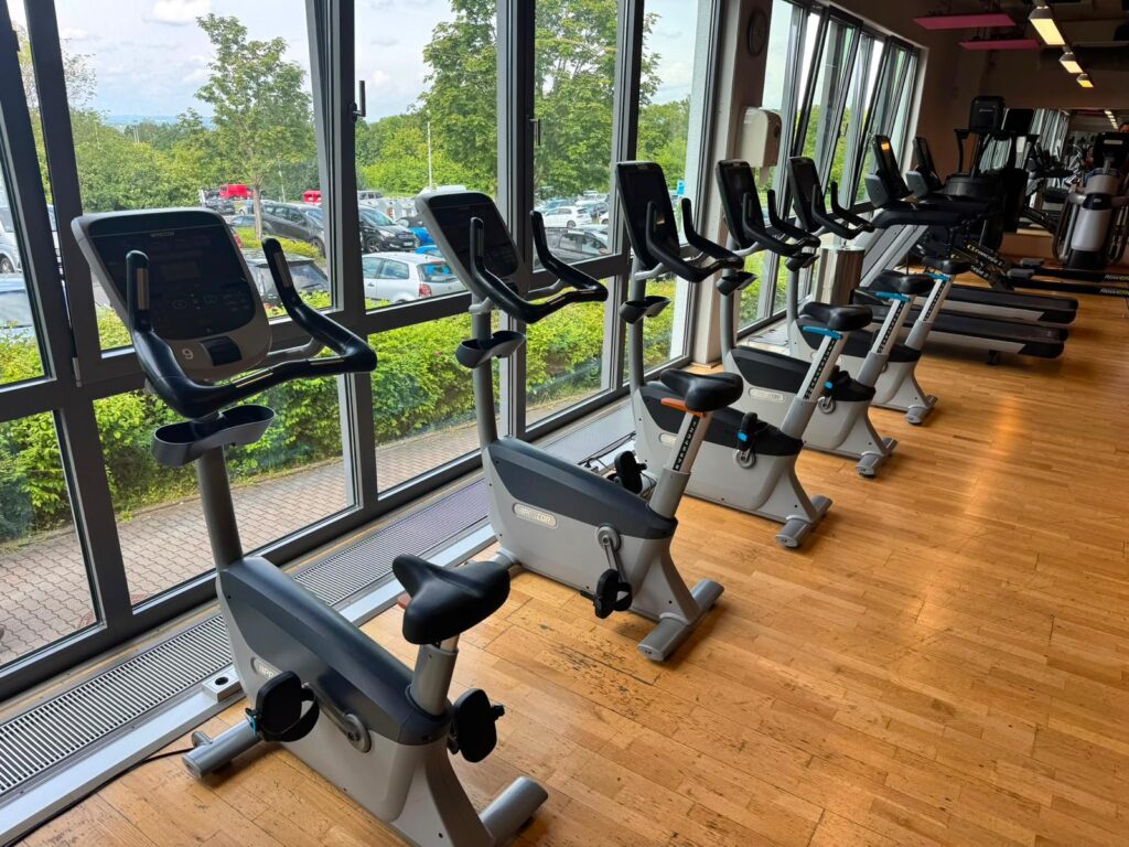stairmaster, AKA Power / AHS Fitness - An & Verkauf von gebrauchte Fitnessgeräte. Precor Cardio Gerätepark