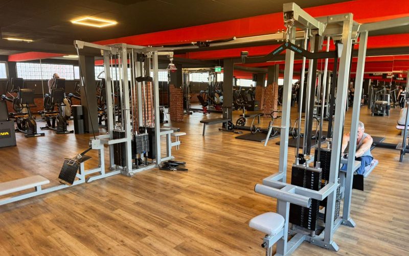 gym80 Kraftpark Multifunktionsturm